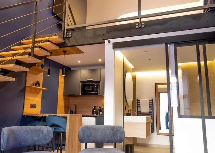 Loft Cocoon * Νιμ